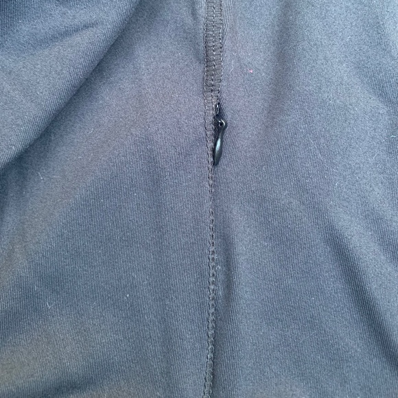 Never Worn NWOT Workout Tank With Mesh Details/Open Back, Xs - Picture 4 of 4